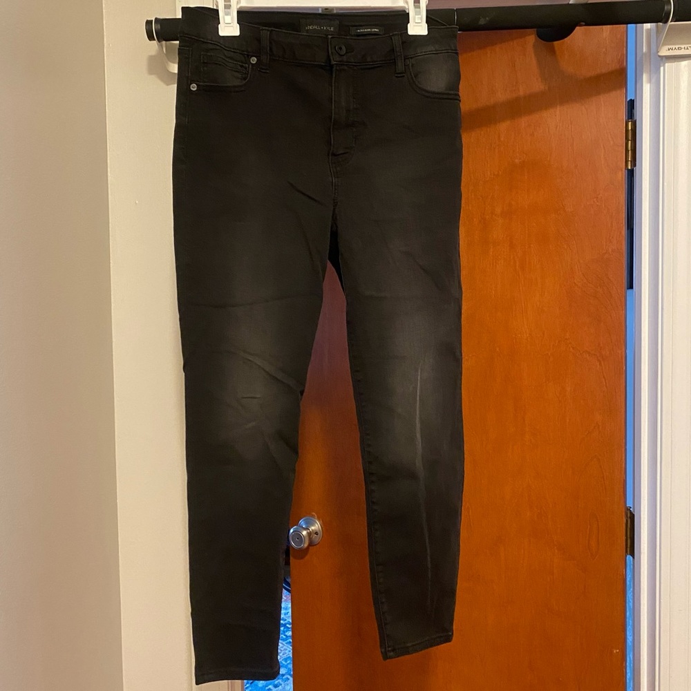 Kendall + Kylie Ultra Babe Skinny Jeans